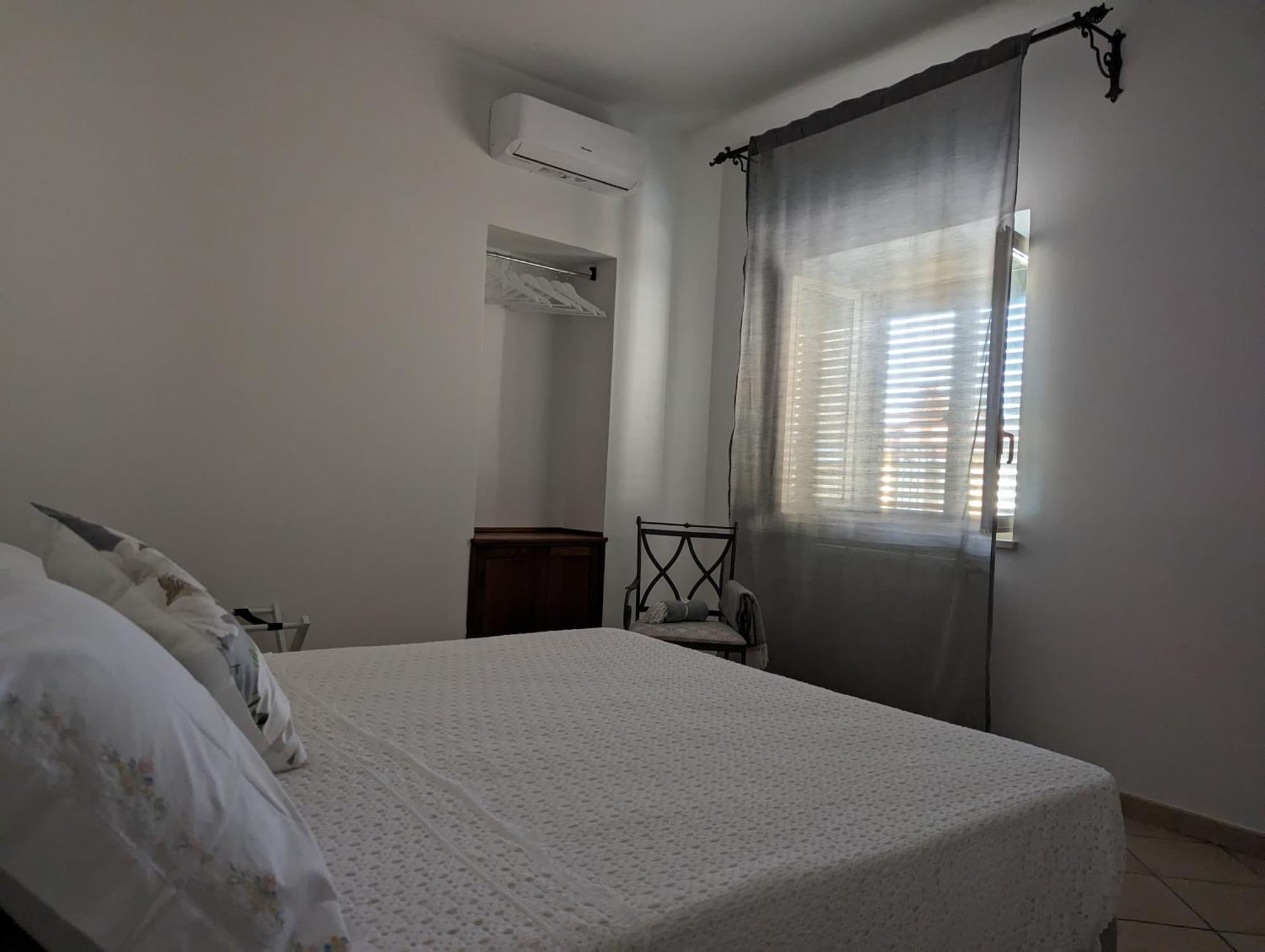 Antonino Apartment Taormina Bagian luar foto