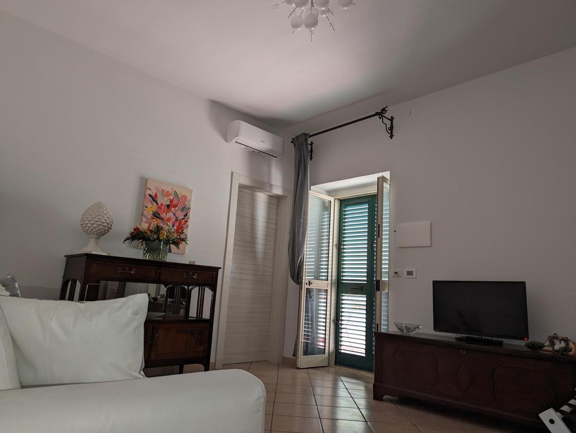 Antonino Apartment Taormina Bagian luar foto